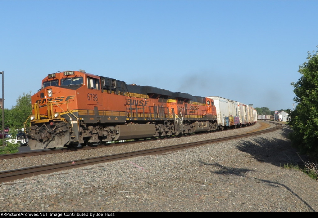 BNSF 6798 East